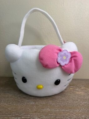 New Hello Kitty Plush Easter Basket